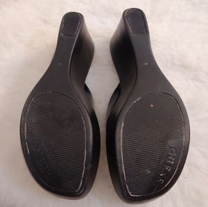 guess sierra wedge flip flop